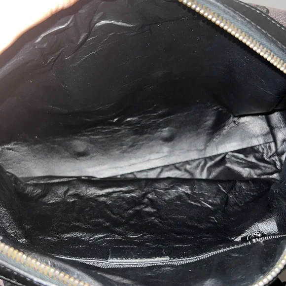 Authentic Gucci Shoulder Bag Navy Blue - Picture 3 of 6